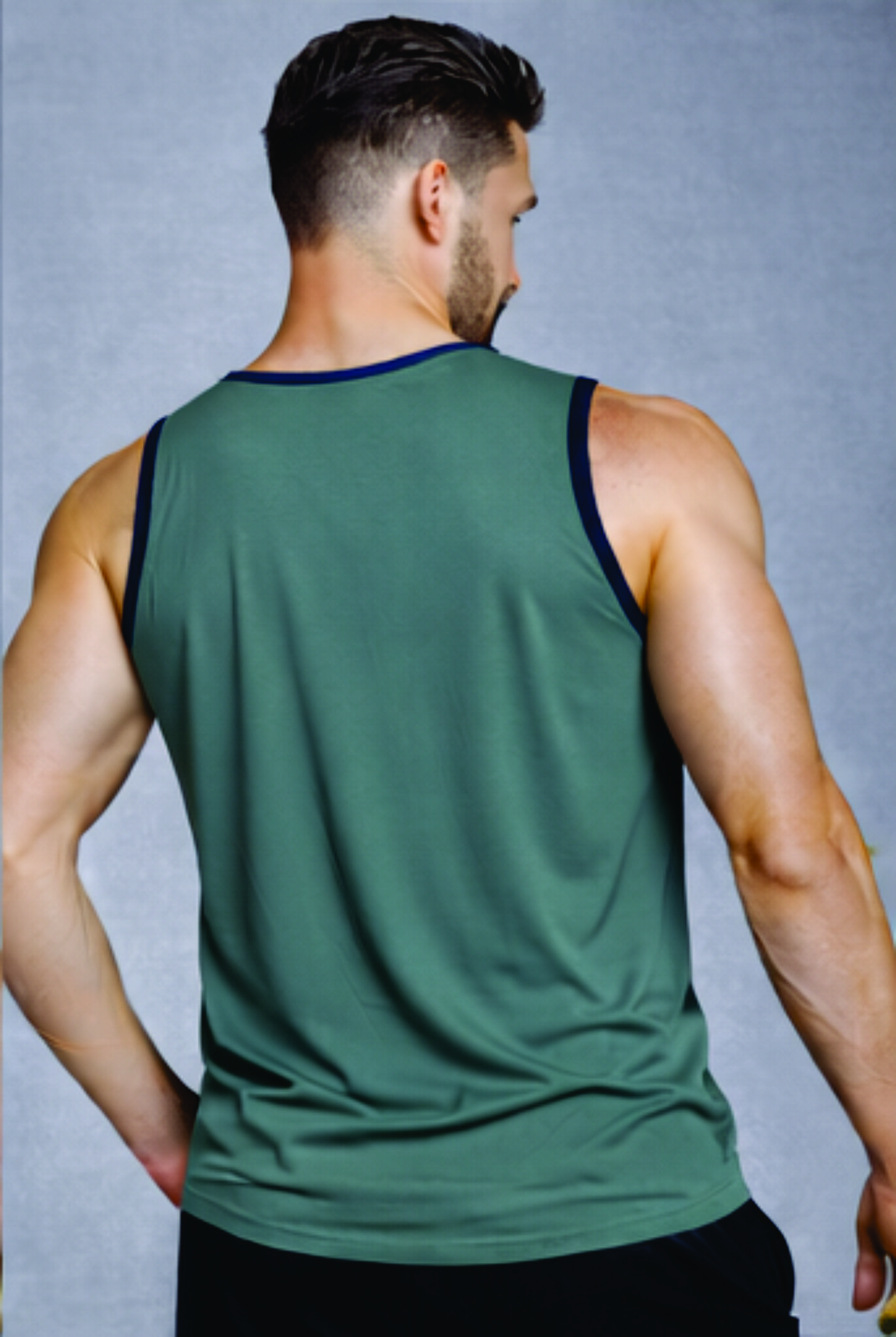Second image of Men Solid Slim Fit Scoop Neck Sports Innerwear Vest with RHYNOMAX COOL+ (Teal Green)