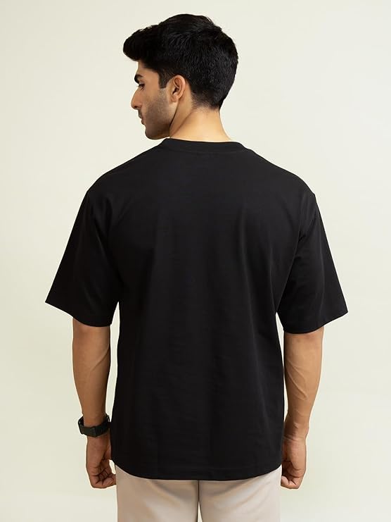 Second image of Oversize Fitness T-Shirt Unisex | Heavy Cotton | Relaxed Fit | Gym & Streetwear Essential (Black)